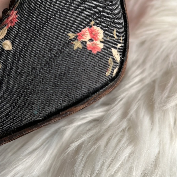 ❌ Betsey Johnson Floral Bow “Cammie” Heels - Picture 9 of 9